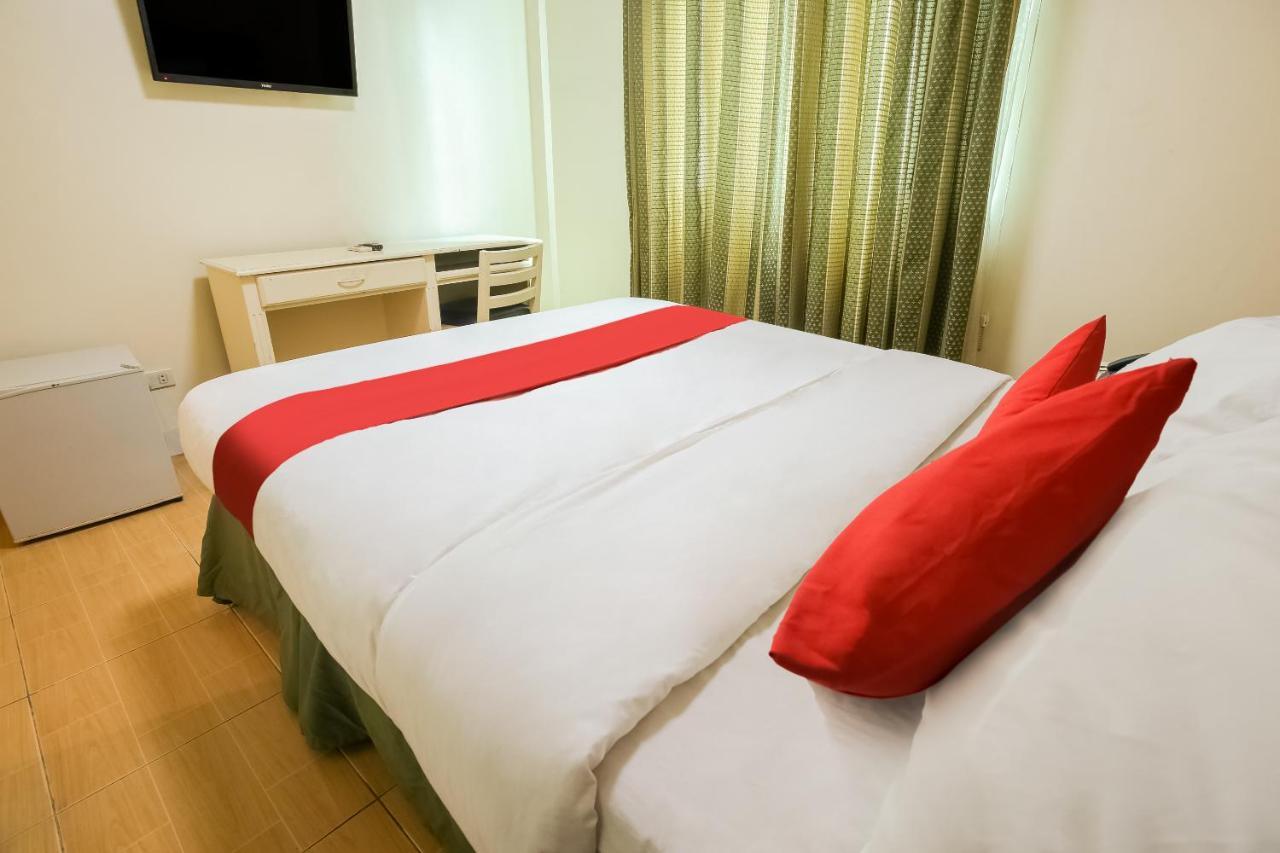Hotel Euroasia By Bluebookers Angeles Exterior foto