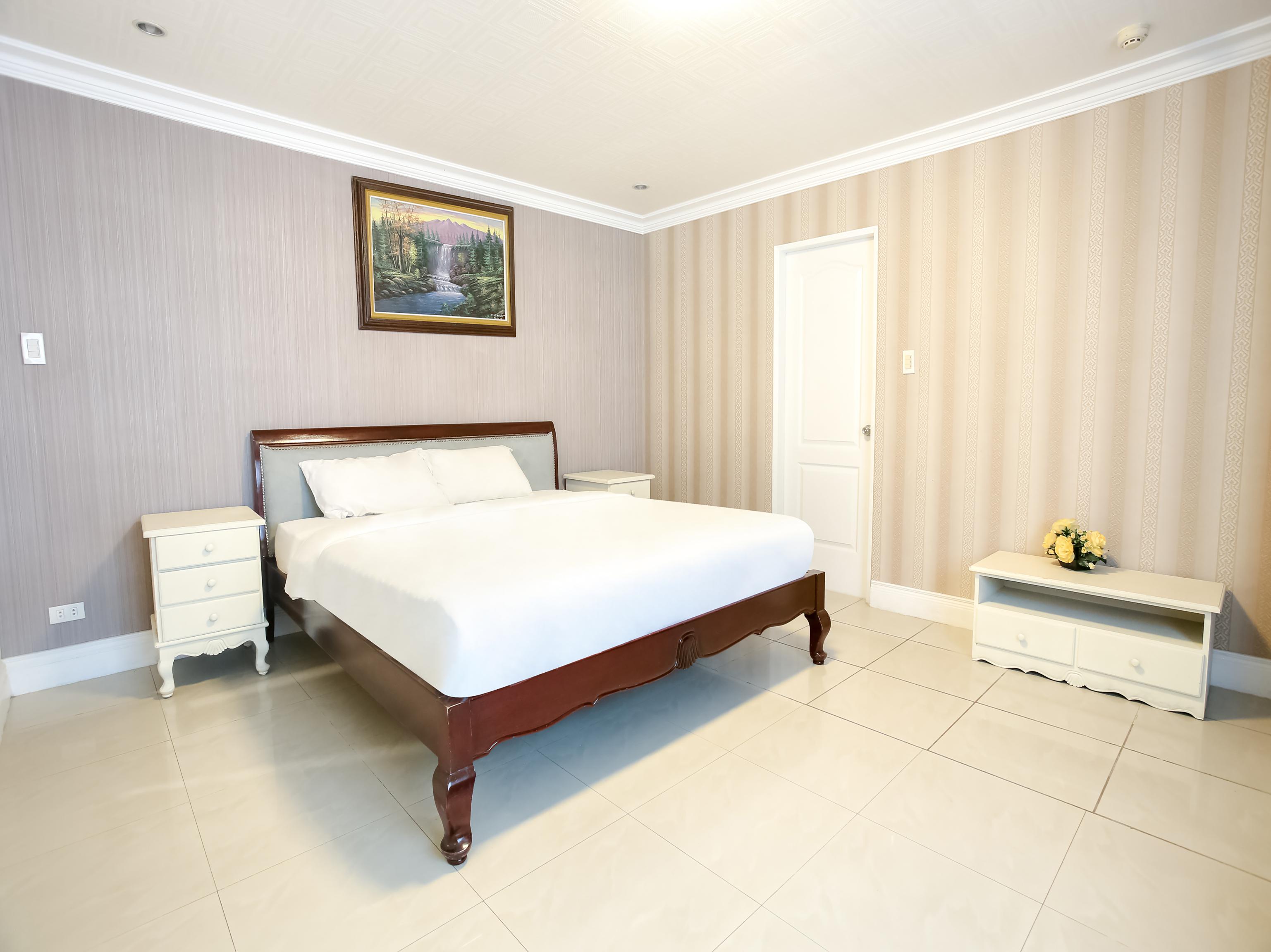 Hotel Euroasia By Bluebookers Angeles Exterior foto