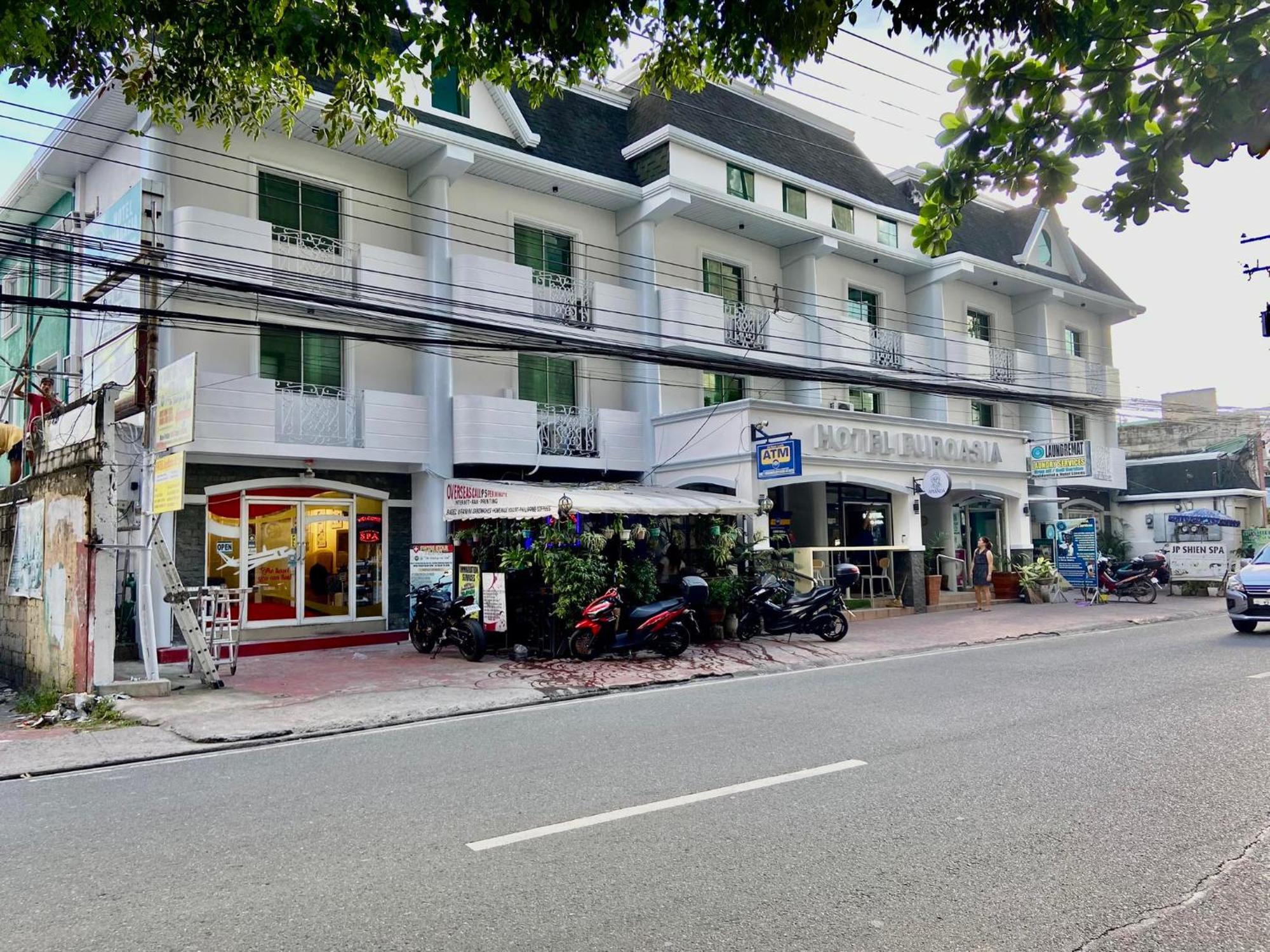 Hotel Euroasia By Bluebookers Angeles Exterior foto